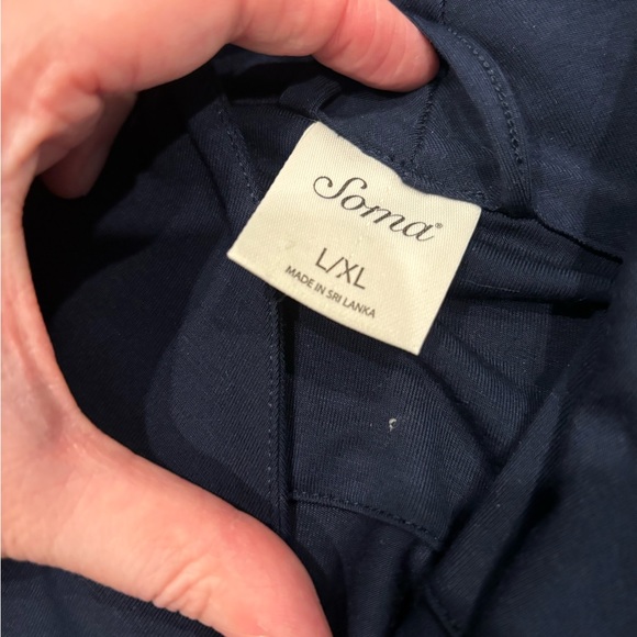 Soma Robe - Picture 2 of 2